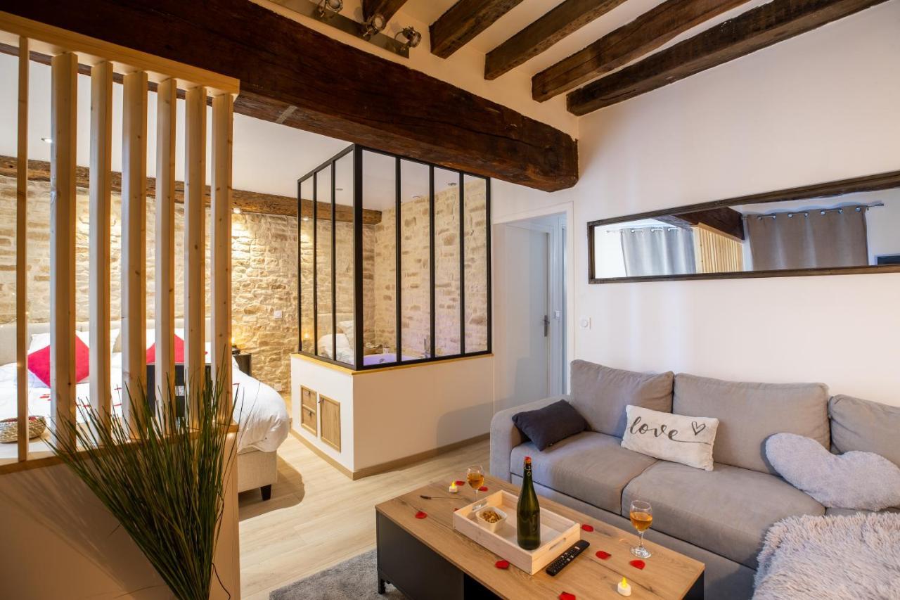 Cocon A Bulles Chic Vue Cathedrale Avec Spa-Jacuzzi Chartres Zewnętrze zdjęcie